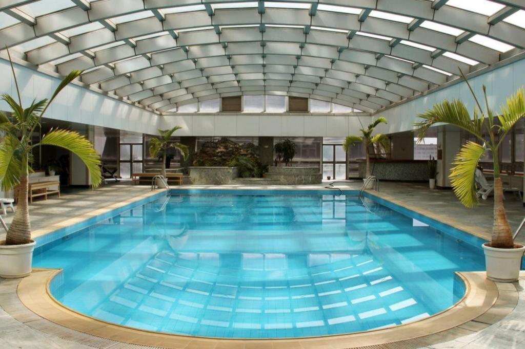 Kai Wah Plaza International Hotel Кунмин Екстериор снимка
